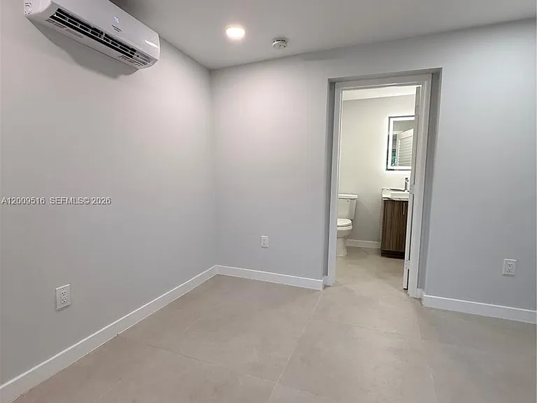 1221 NW 75th St #A — Photo 10