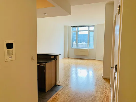 Rented by Algin Management | media 17