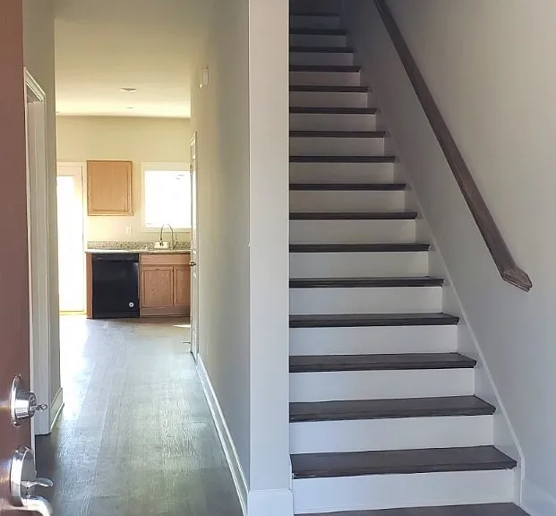 McClure Springs- 4 bedroom 3 bath Townhome 1 Month FREE! — Photo 3
