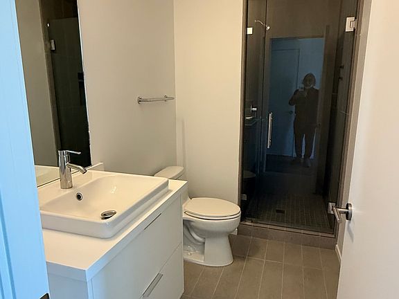 3rd image of 2419 Binnen Ln #101