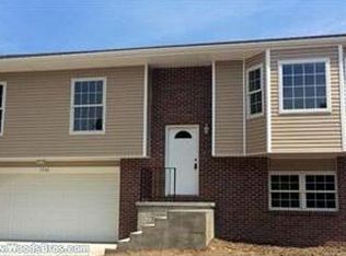 1730 SW 8th St, Lincoln, NE 68522