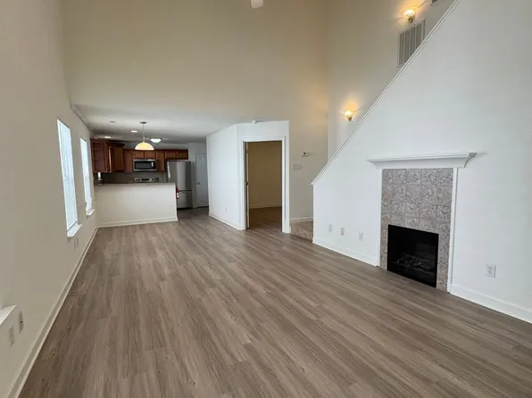 203 Clusters Cir, Mooresville, NC 28117