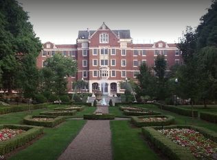 4302 Rio Vista Dr #302, Mahwah, NJ 07430