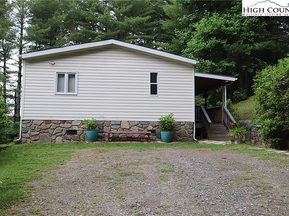 4th image of 314 Sandy Flats Drive