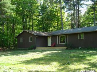 4653 N Sissabagama Rd, Stone Lake, WI 54876