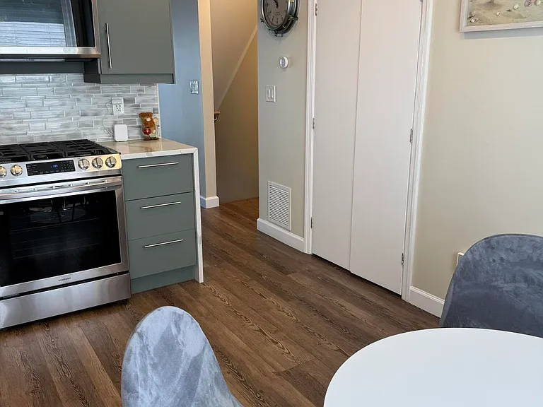 15 Beachway Ave #10 — Photo 38