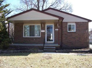 26412 Osmun St, Madison Heights, MI