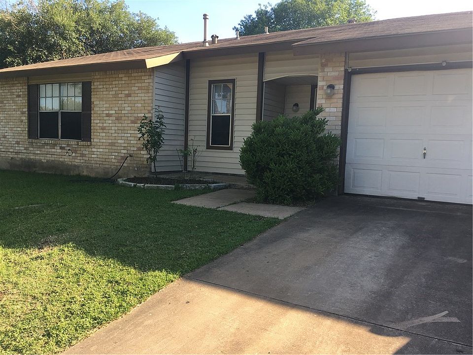 2nd image of 1101 Turtle Creek Blvd