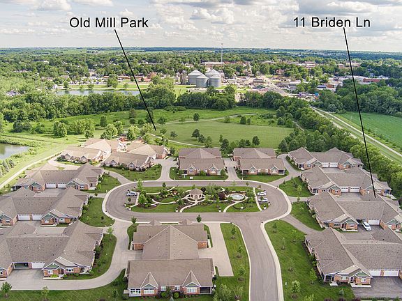 3rd image of 11 Briden Ln #11