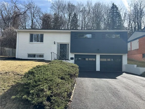 150 Castle Dr, Pittsburgh, PA 15235