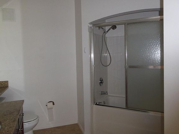 4th image of 122 Vista Verdi 120 Cir