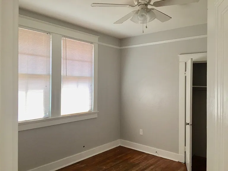2817 Paris Ave — Photo 6