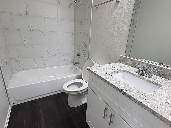 2nd image of 107 Coats St