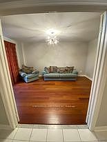4th image of 49 Highglen Ave E
