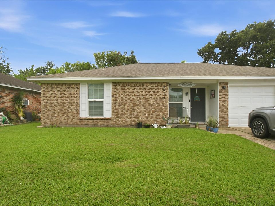 1st image of 4616 Luella Ave