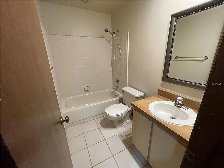 5213 SW 92nd Ct — Photo 13