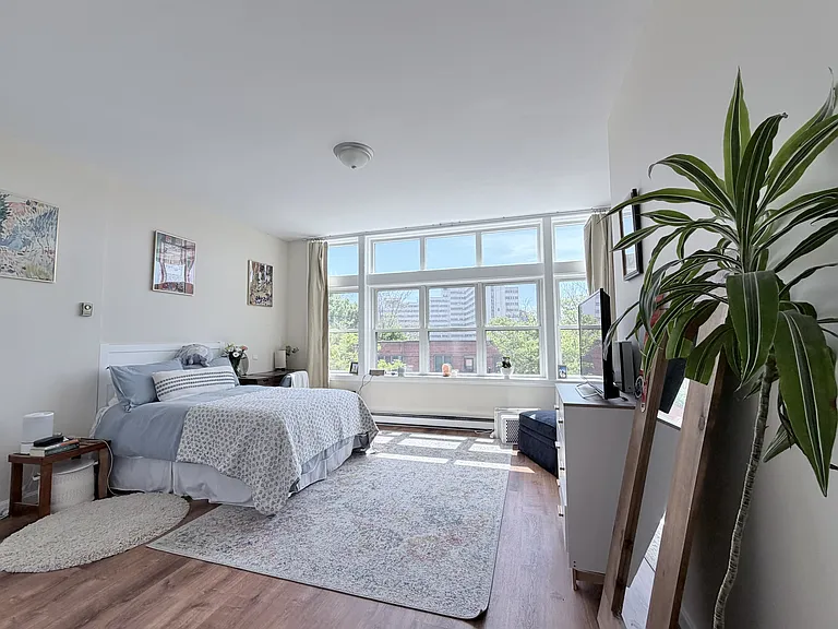 31 Ellingwood St #31 — Photo 16