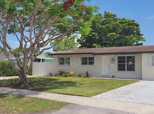 10472 SW 46th St, Miami, FL 33165