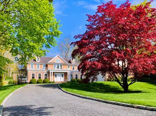 89 Cove Hollow Rd, East Hampton, NY 11937