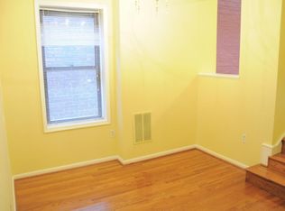 909 R St NW, Washington, DC 20001