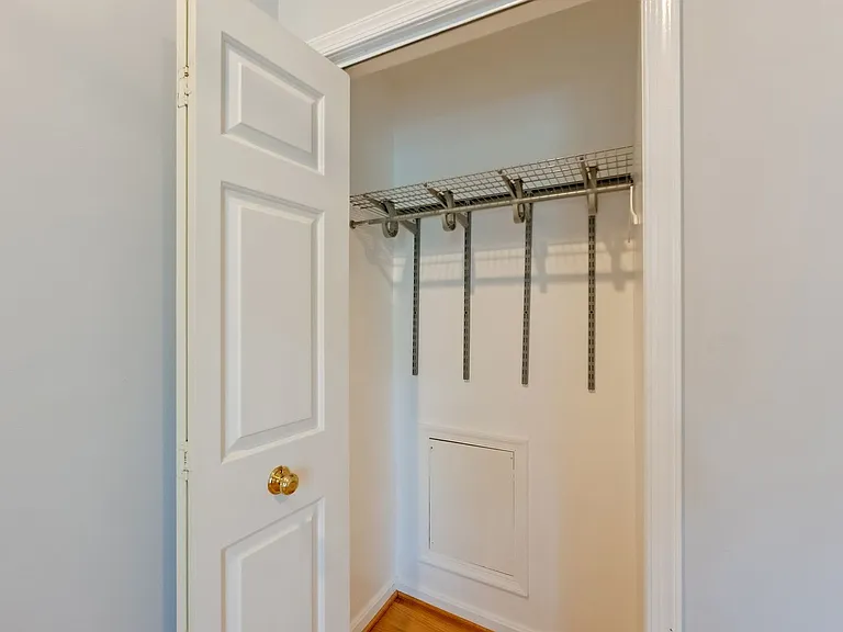 215 Lynn Manor Dr — Photo 44