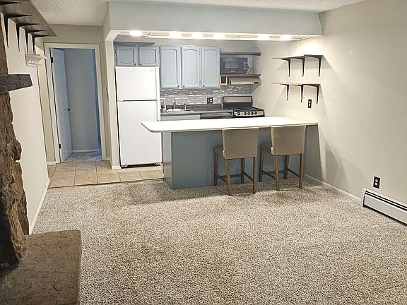 4th image of 114 Hi Country Dr #2