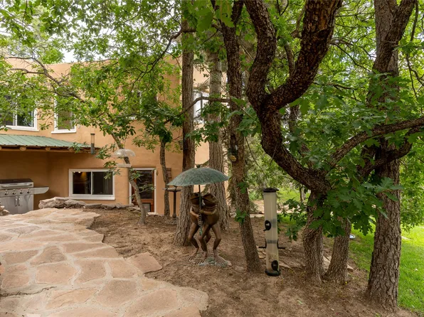 4055 Sycamore St, Los Alamos, NM 87544
