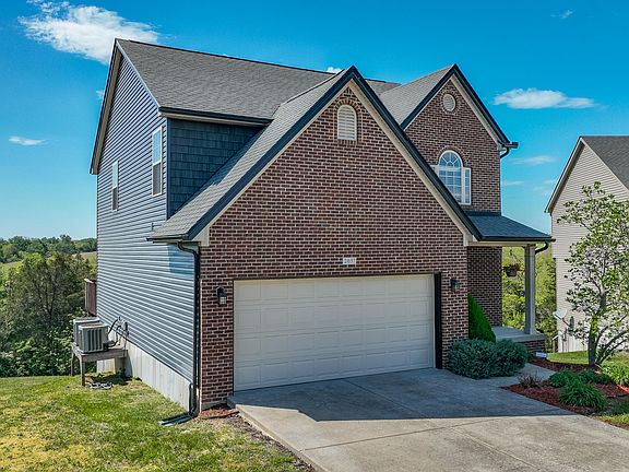 2nd image of 2037 Kearns Way