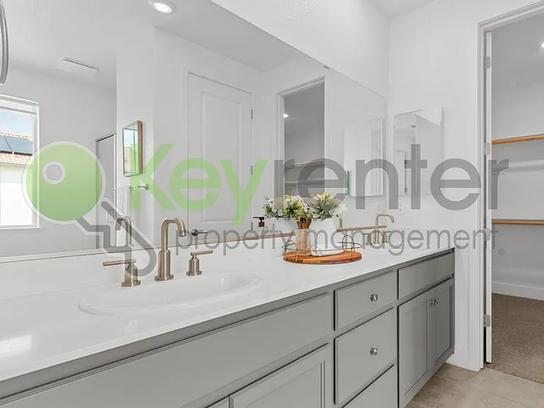 4288 Crescent Way — Photo 40