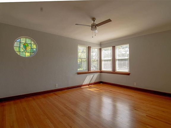 2nd image of 4002 Wilmington Ave #2