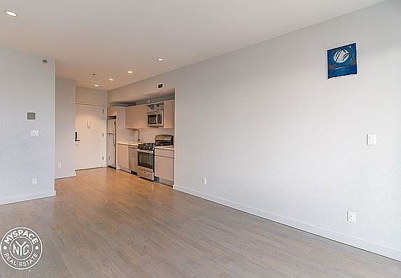 5th image of 618 Bushwick Ave #514