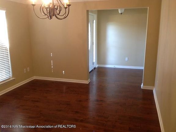 4th image of 8278 Windsor Ln