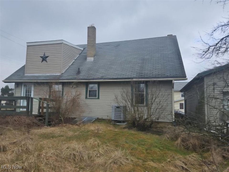 2nd image of 269 Paris Ave SE