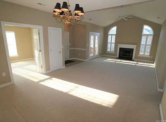 4th image of 14649 Penmore Ln