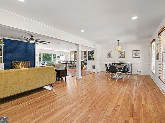 3rd image of 2730 Millwood Ct