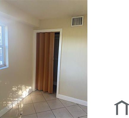 4th image of 1319 NW 60th St APT 4