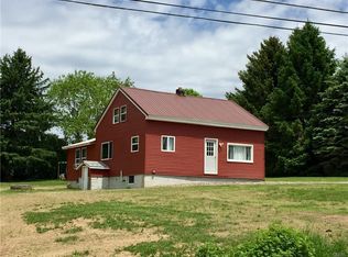 310 Stoney Robby Rd, Oswego, NY 13126