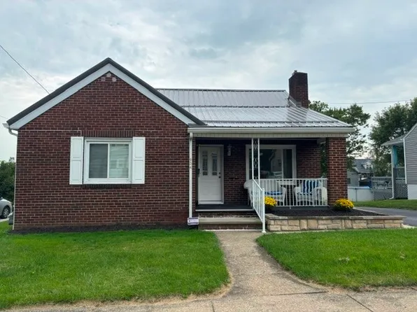 934 Warren Ave, New Castle, PA 16101