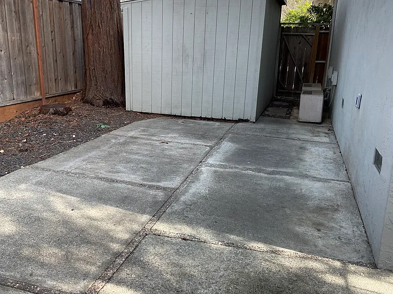 218 El Dorado Ave — Photo 29