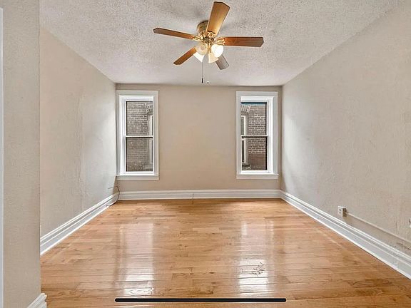 3rd image of 4066 Shaw Blvd #1E