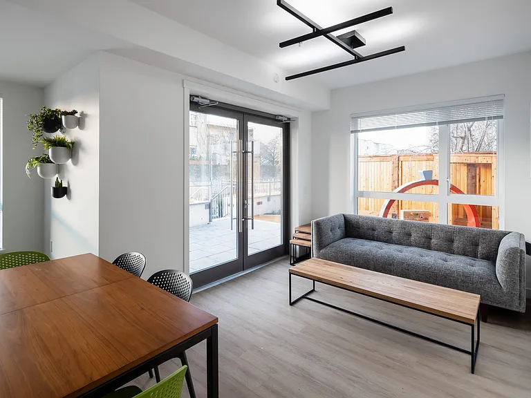 2075 W 12th Ave #302 — Photo 14
