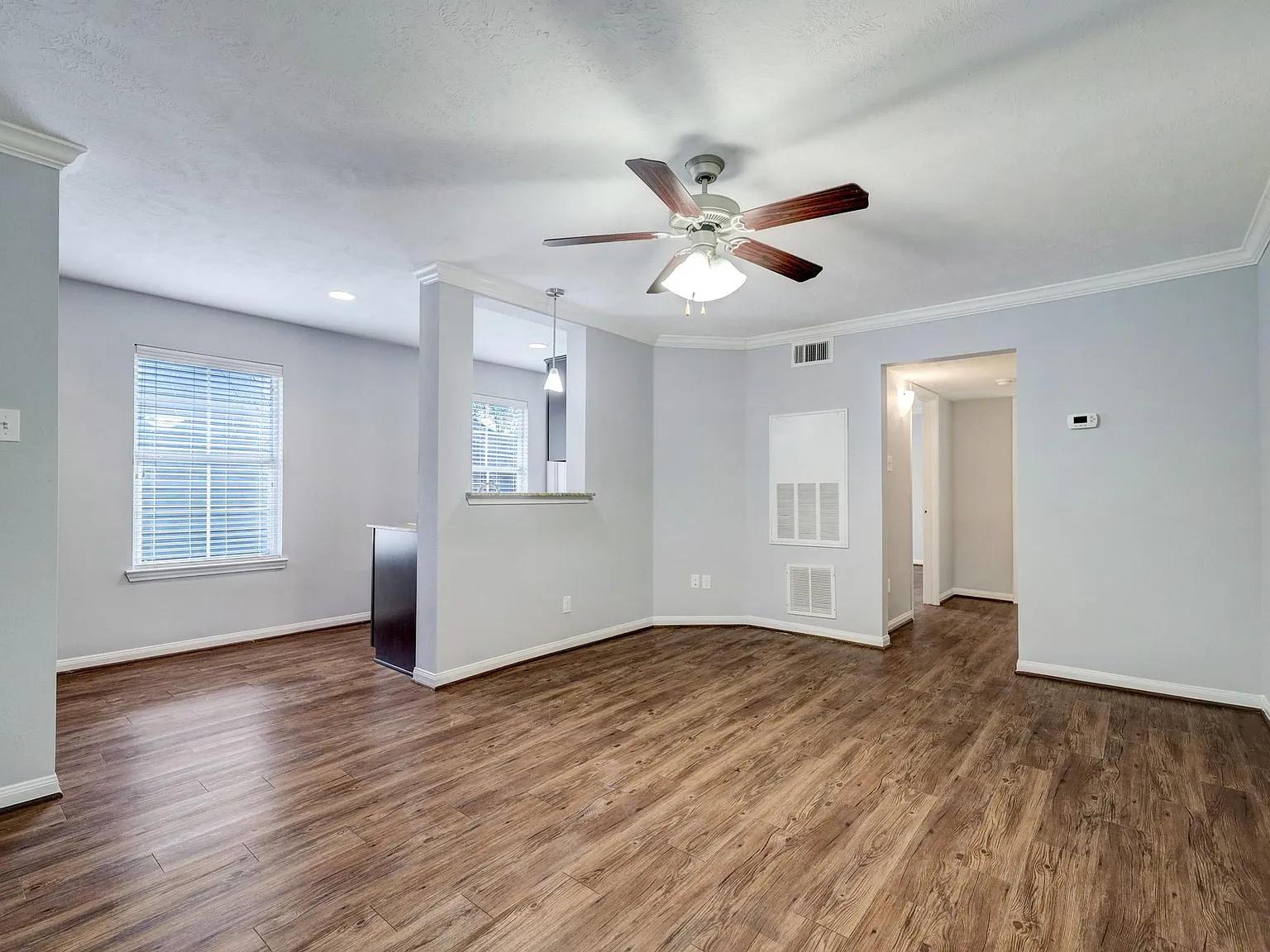 1 bed, 1.0 bath, 600 sqft, $1,295 — Photo 1
