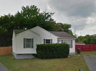 121 Hampton Ct, Winchester, VA 22601