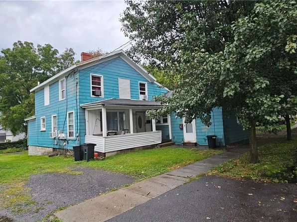 53 Orchard St, Auburn, NY 13021