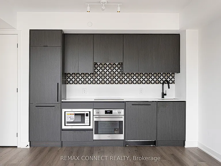 5 Lakeview Ave #515 — Photo 10