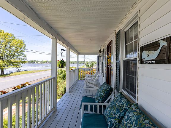 3rd image of 338 River Road