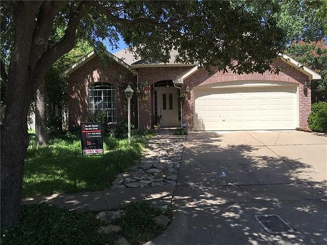 1st image of 7608 Crescent Lake Ct