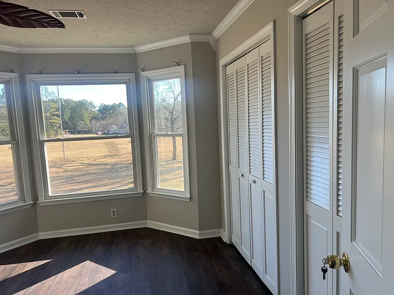 1000 Campground Rd — Photo 5