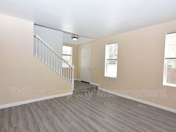 2nd image of 35843 Gatineau St