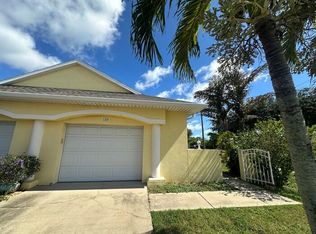 140 Monroe Ave, Cape Canaveral, FL 32920